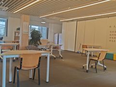 -漕河泾街道图书馆(漕河泾社区文化活动中心店)