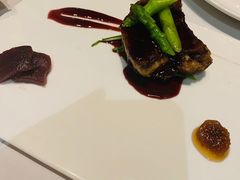 -GreyWhale灰鲸餐厅(武汉国际广场店)
