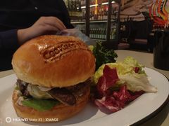 鹅肝牛肉汉堡-Cooking Man(中懋天地店)