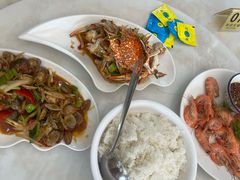 -覃记海鲜美食餐厅