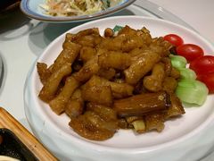 -海派美食·家宴海鲜青岛菜·石锅鲽鱼头(东方城店)