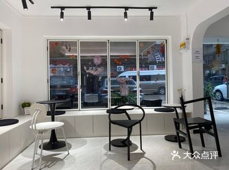 第一次没有找到这家店，逛完一圈后按照导航重新走