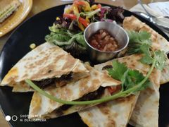 -HELLO 27 意面·沙拉·帕尼尼