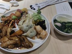 -梦航彩虹之约自助餐厅(华府天地店)