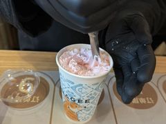 -霸王茶姬(云杉奥莱店)