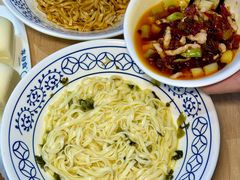 -李与白包子铺(桐梓林店)