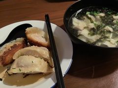 -舒蔡记生煎菜饭(云南中路店)