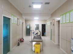-亚宠动物医院·芭比堂宠物医院(盘龙店)