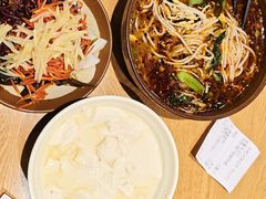 -三好食堂(煎饺·馄饨·肉饼米线·盛世广场店)