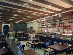 -泉城欧乐堡戏水湾艺术养生温泉