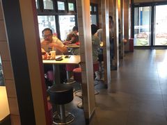 大堂-麦当劳(江湾镇店)