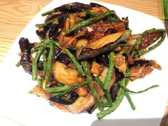 -小镇大厨新概念复合中餐厅(万达广场大连高新店)