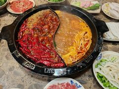 -渝大狮毛肚老火锅(解放碑店)