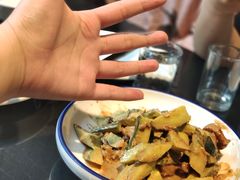 黄瓜拌油条-梅飞酒家(桑园路店)