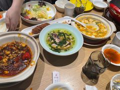 -渝信川菜 · 川味家常菜(财富购物中心店)