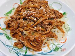 土豆丝烧汁肥牛鹅肠-山泉公馆酒家(珠江新城店)