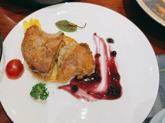 -列娜餐厅