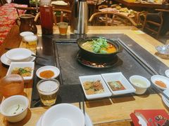-有一锅·野生菌黑山羊腊排骨火锅(古城北门店)