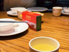 -爱碗亭·鲜炒湖南菜(壹城中心店)