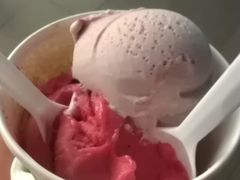 草莓-哈根达斯(朝阳大悦城店)