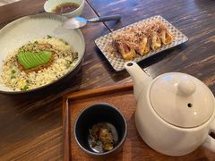 牛油果拌饭-小食院简餐厅