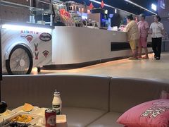 -涨巢·潮玩水疗局