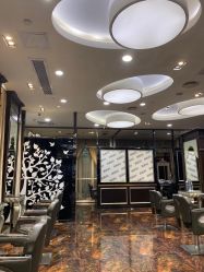 点击看大图 -八佰伴8008星级形象店