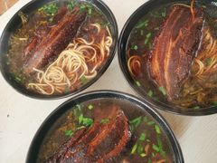 -小龙大肉面馆