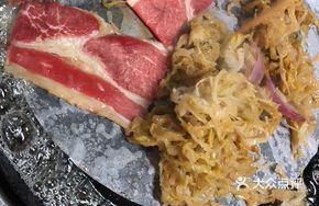 Seafood Sour Cabbage Copper Pot Hot Pot