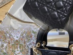 -华夏典当行(龙德广场店)