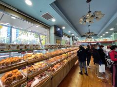 面包甜点陈列柜-新侨三宝乐面包店(崇文门店)
