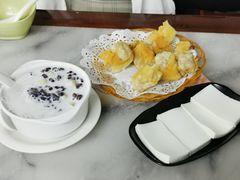 -黄师奶甜品店