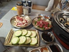 -围炉肉舍丹东海鲜烤肉·烤活鳗(步行街店)
