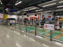 -深圳北站出租车上客区