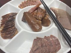 -鹿鸣春饭店(总店)