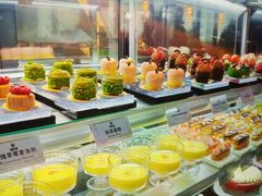 -雍容荟帝王蟹活龙虾展台自助(IFS黑金店)