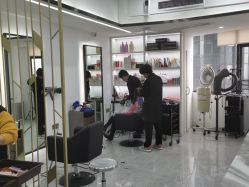 -AB hair salon
