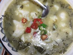 酸菜龙利鱼-二姐家三个拿手菜·北塘海鲜·大馅锅贴王(成林道店)