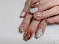 -沫儿·美甲美睫·半永久·皮肤管理