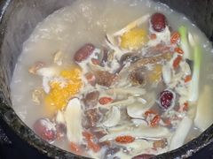 野生菌锅底-滇藏石锅宴(崇仁巷老店)