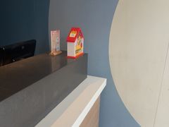 -麦当劳(乳山路店)