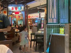 -雍哲港式餐厅(现代广场店)