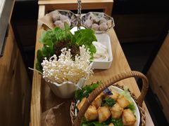 -左庭右院鲜牛肉火锅(浦江欢乐颂店)