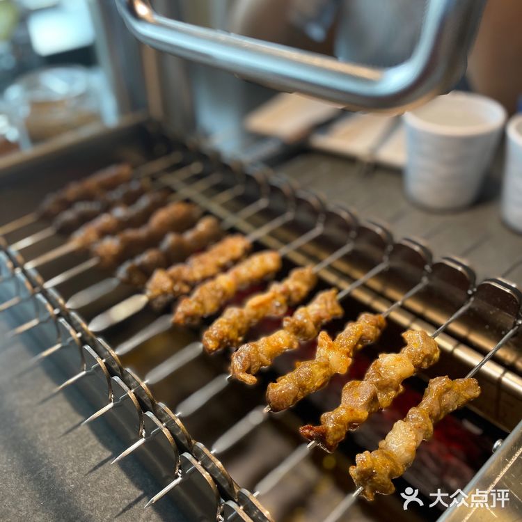 现烤现吃，这家烧烤店绝了