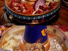-毛辣果·贵州红酸汤牛肉火锅(西单店)