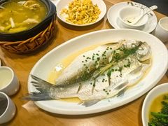 -品鲜村农家菜·阳澄湖大闸蟹(总店)