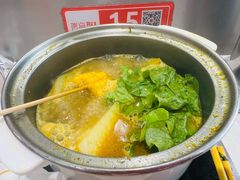 -百品聚旋转火锅(万德庄店)