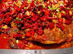 -江边城外烤全鱼(世茂广场店)