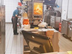 -麦当劳(衡阳中心汽车站店)