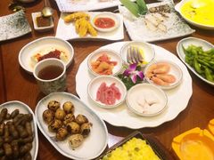 -青瓦餐厅·生鱼片·韩园烤肉(西塔店)